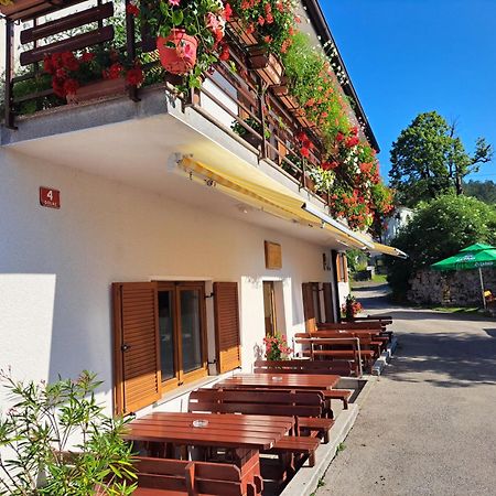 Farm Stay Pri Cepcovih Golac Eksteriør billede